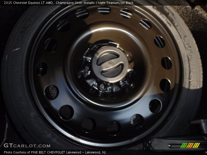 Champagne Silver Metallic / Light Titanium/Jet Black 2015 Chevrolet Equinox LT AWD