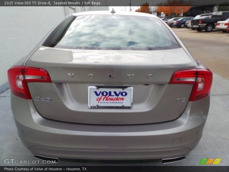 Seashell Metallic / Soft Beige 2015 Volvo S60 T5 Drive-E