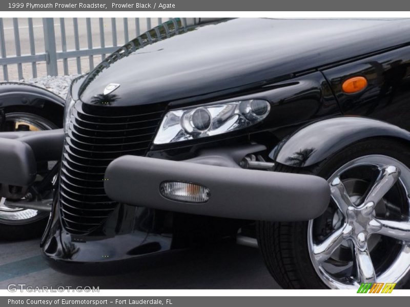 Prowler Black / Agate 1999 Plymouth Prowler Roadster