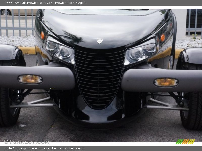 Prowler Black / Agate 1999 Plymouth Prowler Roadster