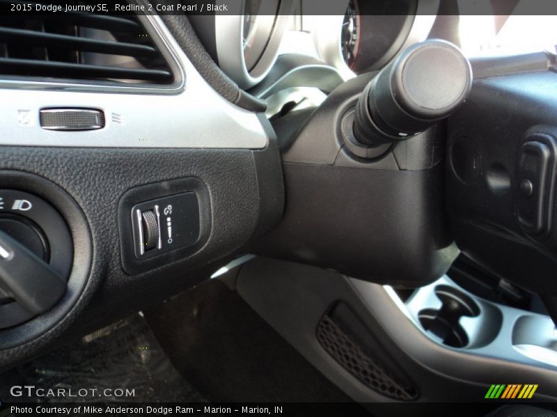 Redline 2 Coat Pearl / Black 2015 Dodge Journey SE