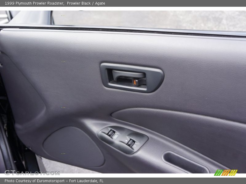 Prowler Black / Agate 1999 Plymouth Prowler Roadster
