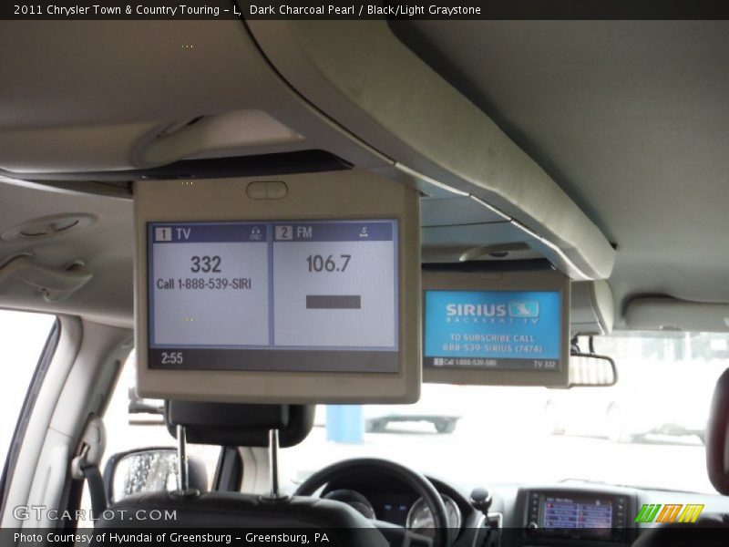 Dark Charcoal Pearl / Black/Light Graystone 2011 Chrysler Town & Country Touring - L