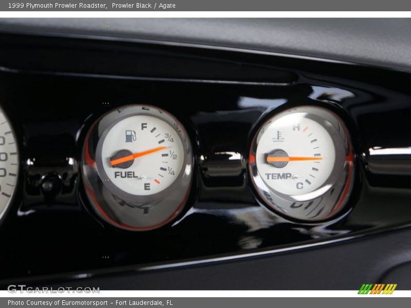 Prowler Black / Agate 1999 Plymouth Prowler Roadster