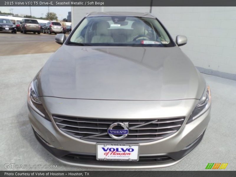 Seashell Metallic / Soft Beige 2015 Volvo V60 T5 Drive-E