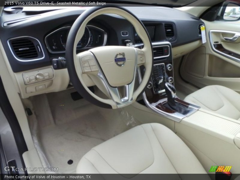Seashell Metallic / Soft Beige 2015 Volvo V60 T5 Drive-E