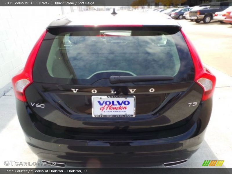 Black Stone / Soft Beige 2015 Volvo V60 T5 Drive-E