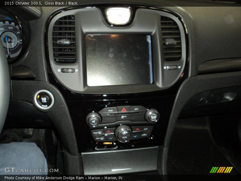 Gloss Black / Black 2015 Chrysler 300 S