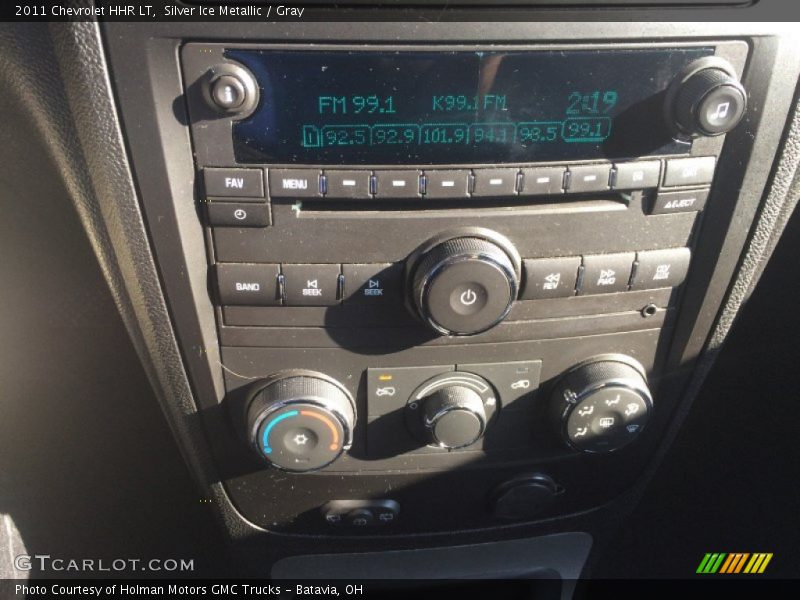 Silver Ice Metallic / Gray 2011 Chevrolet HHR LT