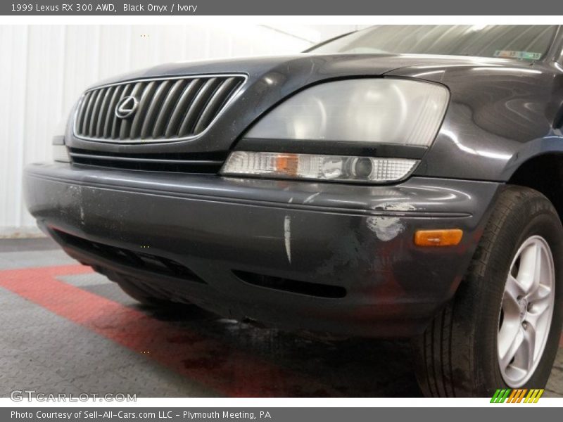 Black Onyx / Ivory 1999 Lexus RX 300 AWD