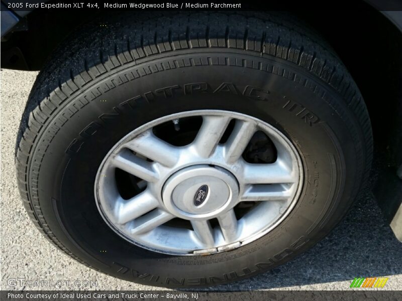 Medium Wedgewood Blue / Medium Parchment 2005 Ford Expedition XLT 4x4