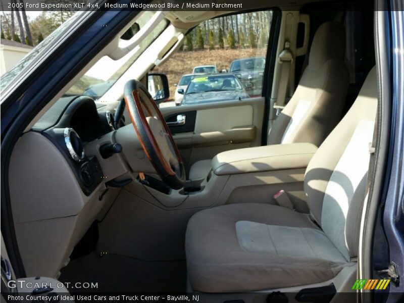 Medium Wedgewood Blue / Medium Parchment 2005 Ford Expedition XLT 4x4