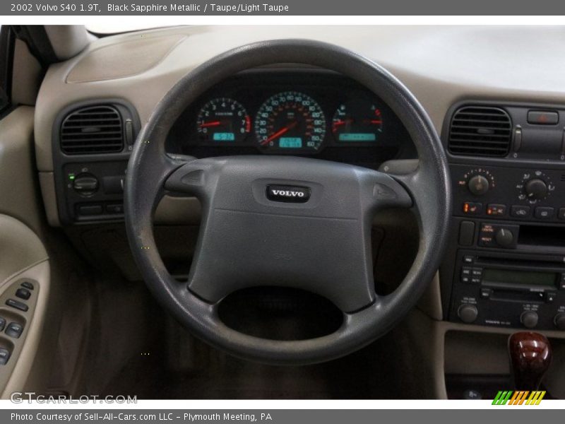 Black Sapphire Metallic / Taupe/Light Taupe 2002 Volvo S40 1.9T