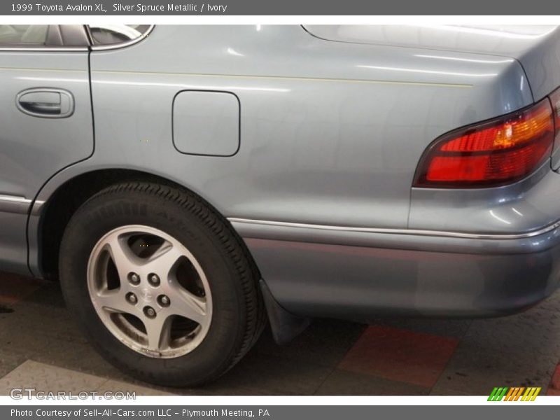 Silver Spruce Metallic / Ivory 1999 Toyota Avalon XL