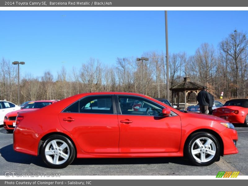 Barcelona Red Metallic / Black/Ash 2014 Toyota Camry SE