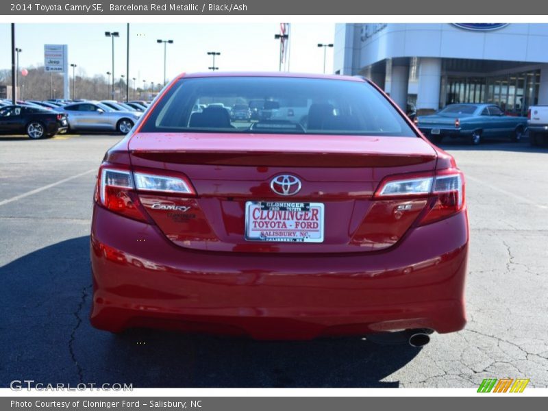 Barcelona Red Metallic / Black/Ash 2014 Toyota Camry SE