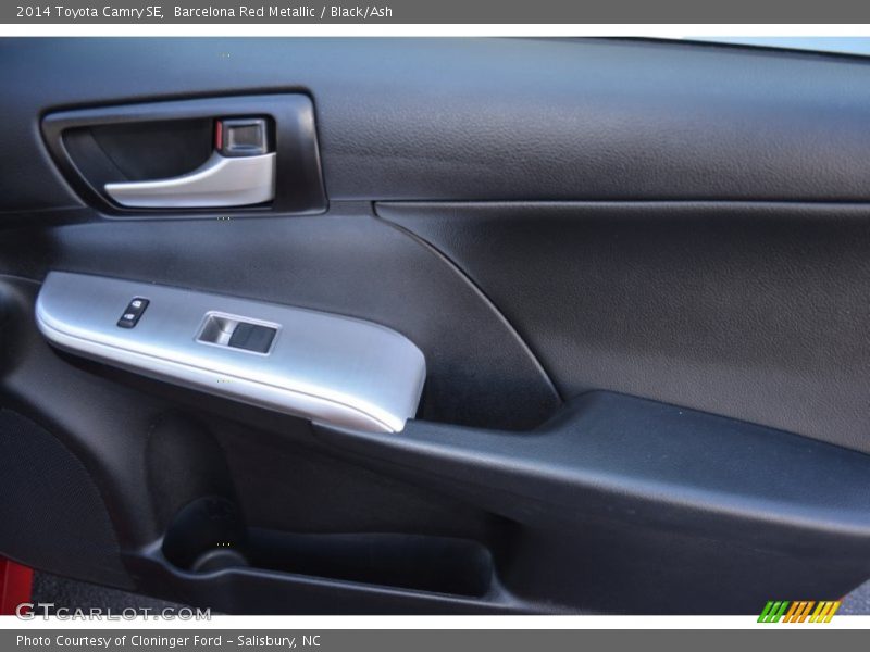 Barcelona Red Metallic / Black/Ash 2014 Toyota Camry SE