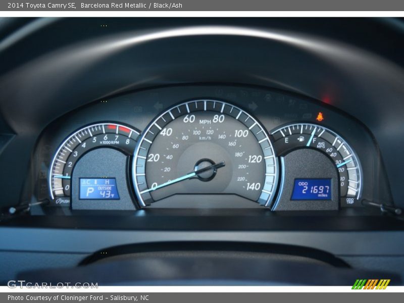 Barcelona Red Metallic / Black/Ash 2014 Toyota Camry SE