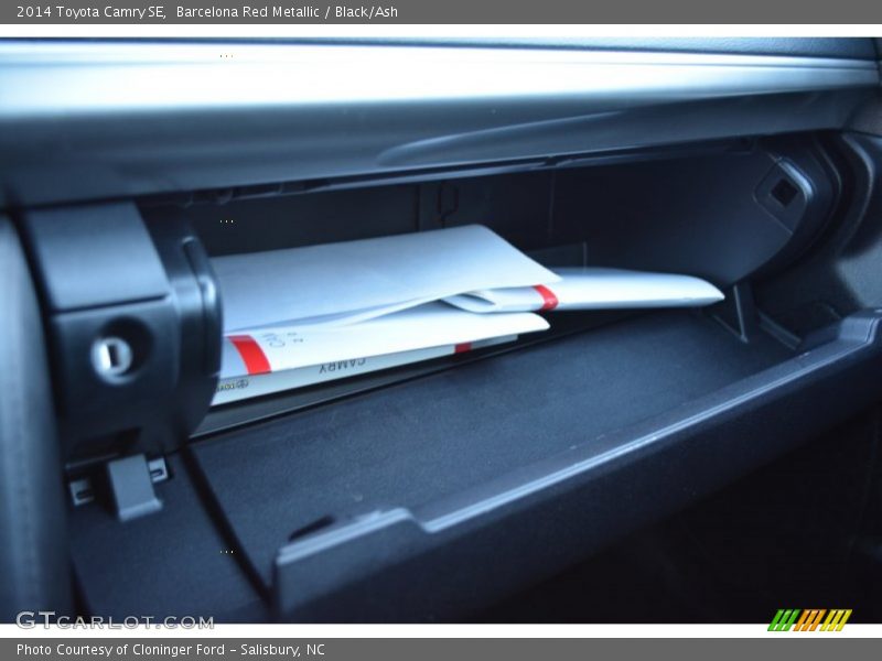 Barcelona Red Metallic / Black/Ash 2014 Toyota Camry SE