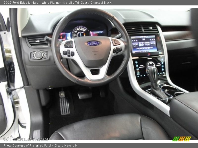 White Platinum Metallic Tri-Coat / Charcoal Black 2012 Ford Edge Limited