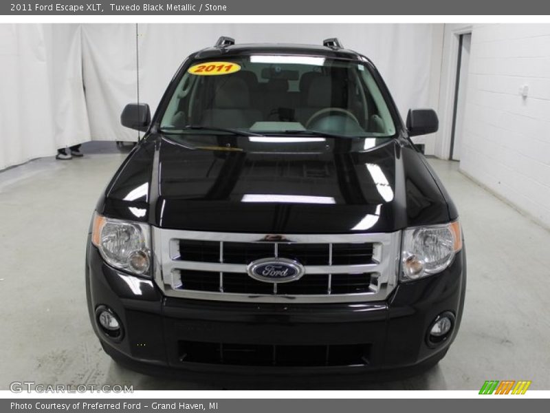 Tuxedo Black Metallic / Stone 2011 Ford Escape XLT