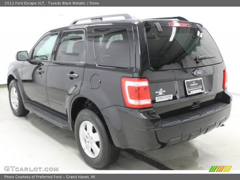 Tuxedo Black Metallic / Stone 2011 Ford Escape XLT