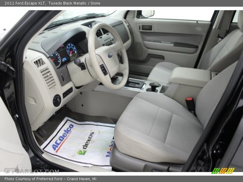 Tuxedo Black Metallic / Stone 2011 Ford Escape XLT