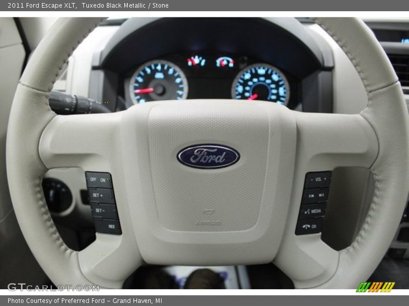 Tuxedo Black Metallic / Stone 2011 Ford Escape XLT