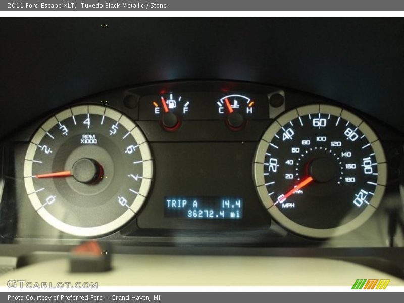 Tuxedo Black Metallic / Stone 2011 Ford Escape XLT