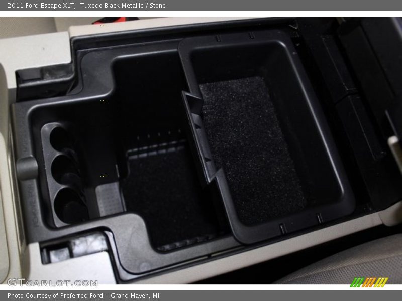 Tuxedo Black Metallic / Stone 2011 Ford Escape XLT