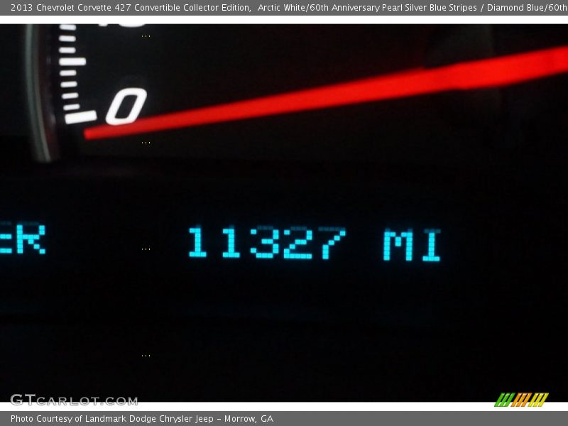 Arctic White/60th Anniversary Pearl Silver Blue Stripes / Diamond Blue/60th Anniversary Design Package 2013 Chevrolet Corvette 427 Convertible Collector Edition