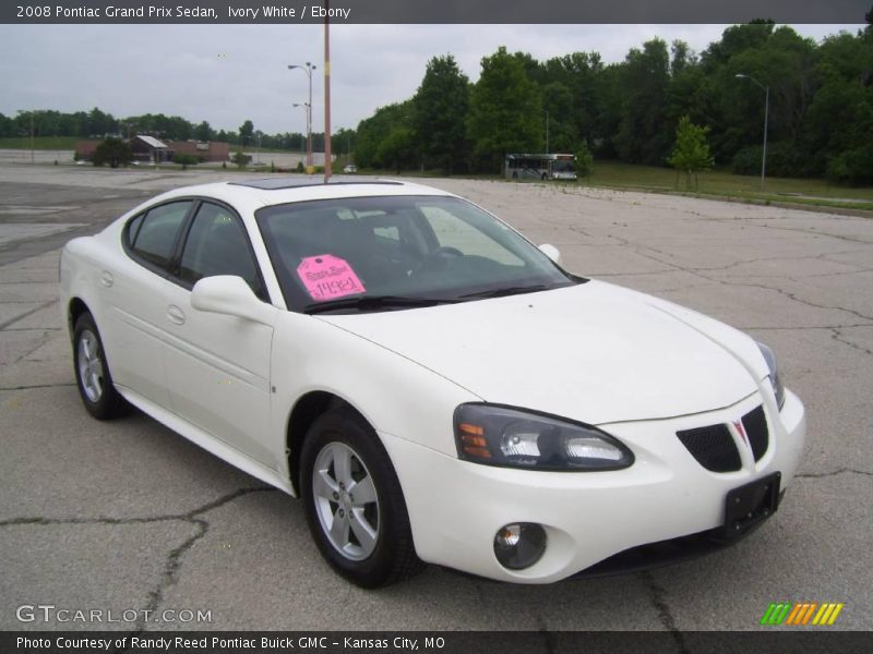 Ivory White / Ebony 2008 Pontiac Grand Prix Sedan