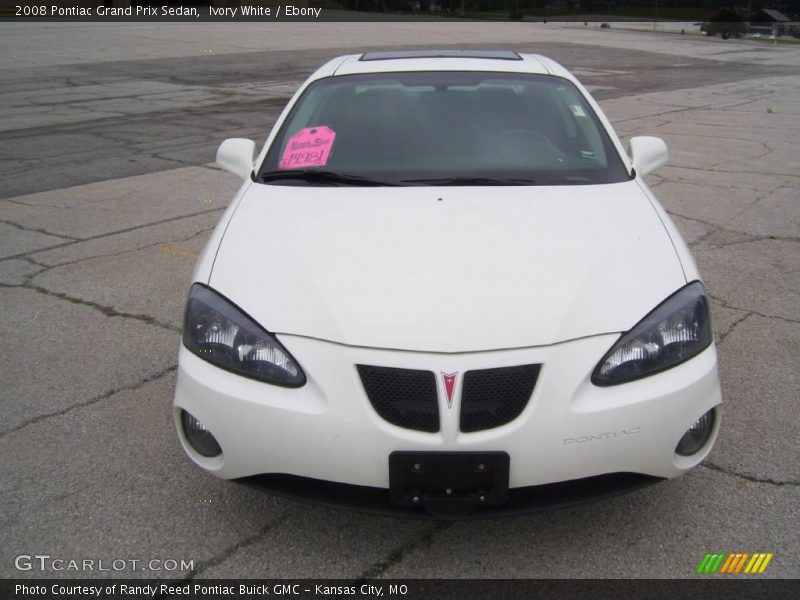 Ivory White / Ebony 2008 Pontiac Grand Prix Sedan