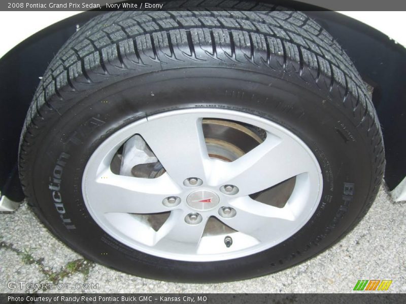 Ivory White / Ebony 2008 Pontiac Grand Prix Sedan