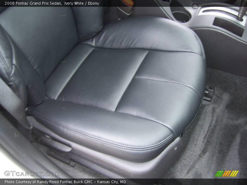 Ivory White / Ebony 2008 Pontiac Grand Prix Sedan
