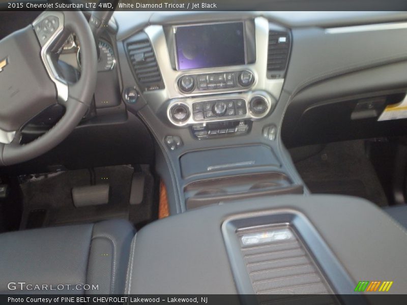 White Diamond Tricoat / Jet Black 2015 Chevrolet Suburban LTZ 4WD