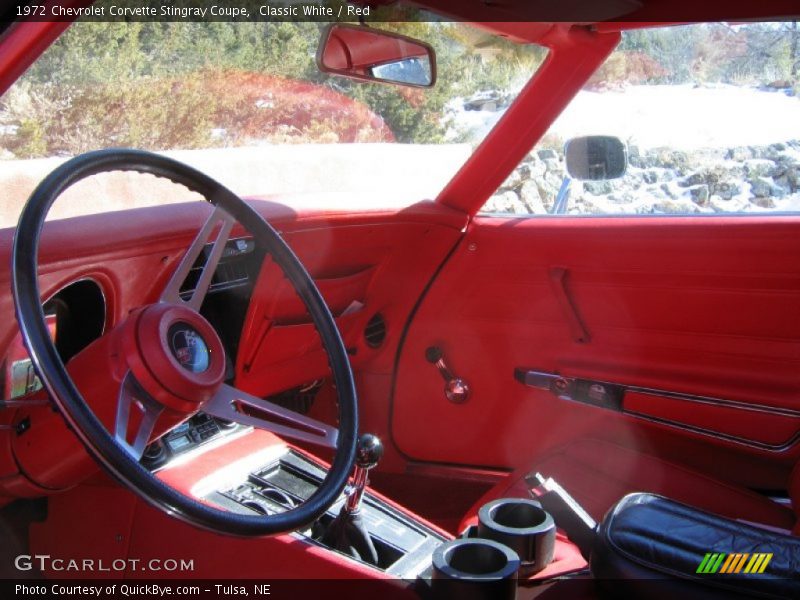Classic White / Red 1972 Chevrolet Corvette Stingray Coupe