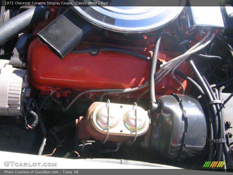Classic White / Red 1972 Chevrolet Corvette Stingray Coupe