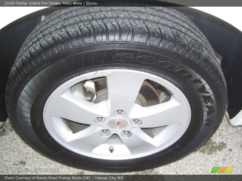 Ivory White / Ebony 2008 Pontiac Grand Prix Sedan