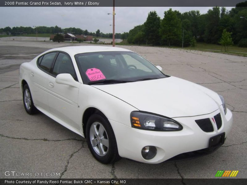 Ivory White / Ebony 2008 Pontiac Grand Prix Sedan