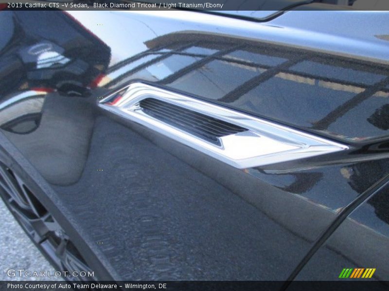 Black Diamond Tricoat / Light Titanium/Ebony 2013 Cadillac CTS -V Sedan