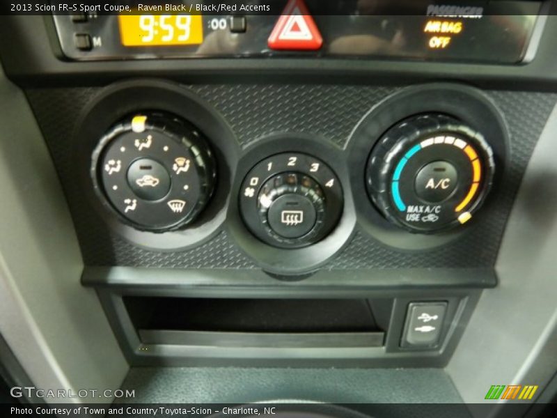Raven Black / Black/Red Accents 2013 Scion FR-S Sport Coupe