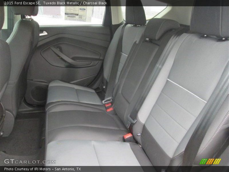 Tuxedo Black Metallic / Charcoal Black 2015 Ford Escape SE