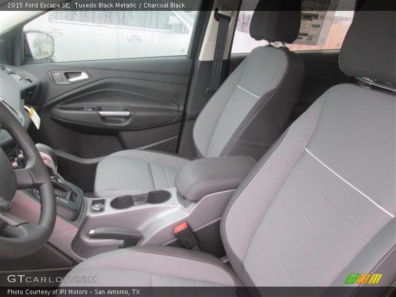 Tuxedo Black Metallic / Charcoal Black 2015 Ford Escape SE