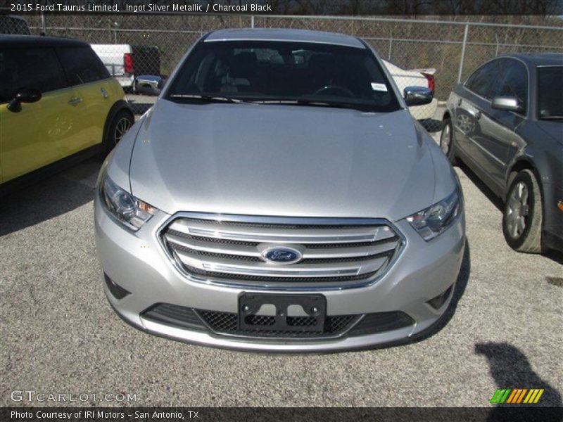 Ingot Silver Metallic / Charcoal Black 2015 Ford Taurus Limited