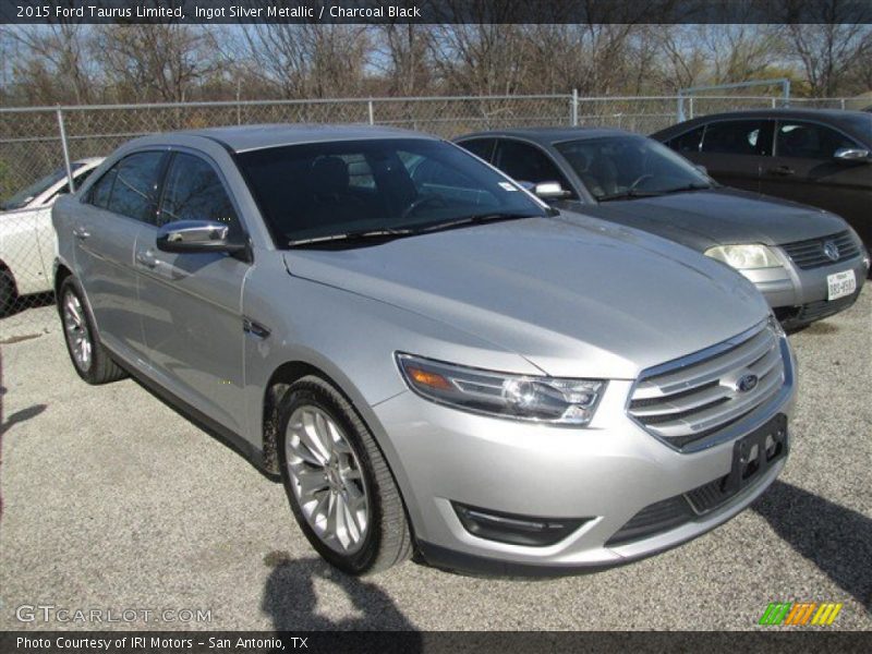 Ingot Silver Metallic / Charcoal Black 2015 Ford Taurus Limited