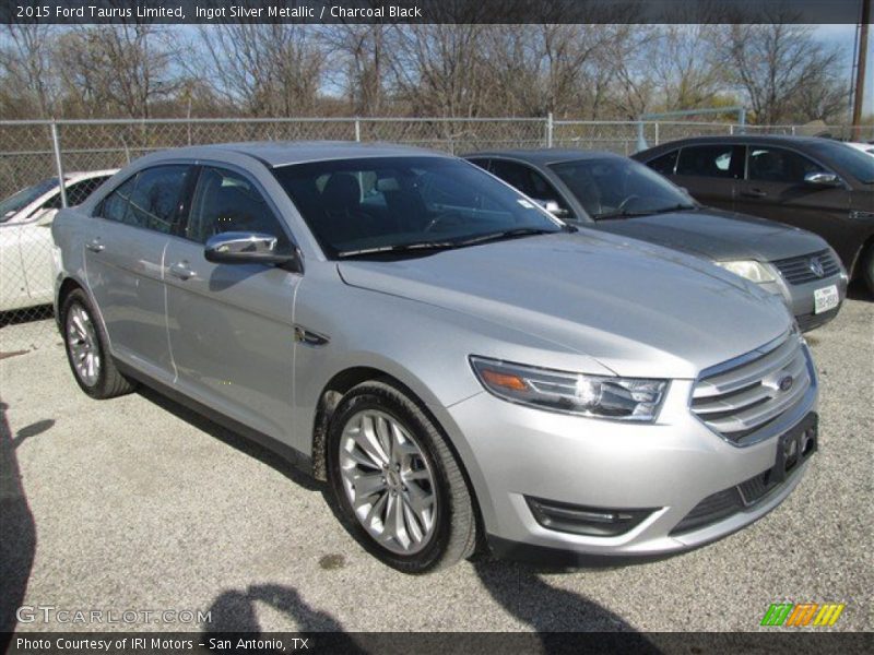 Ingot Silver Metallic / Charcoal Black 2015 Ford Taurus Limited