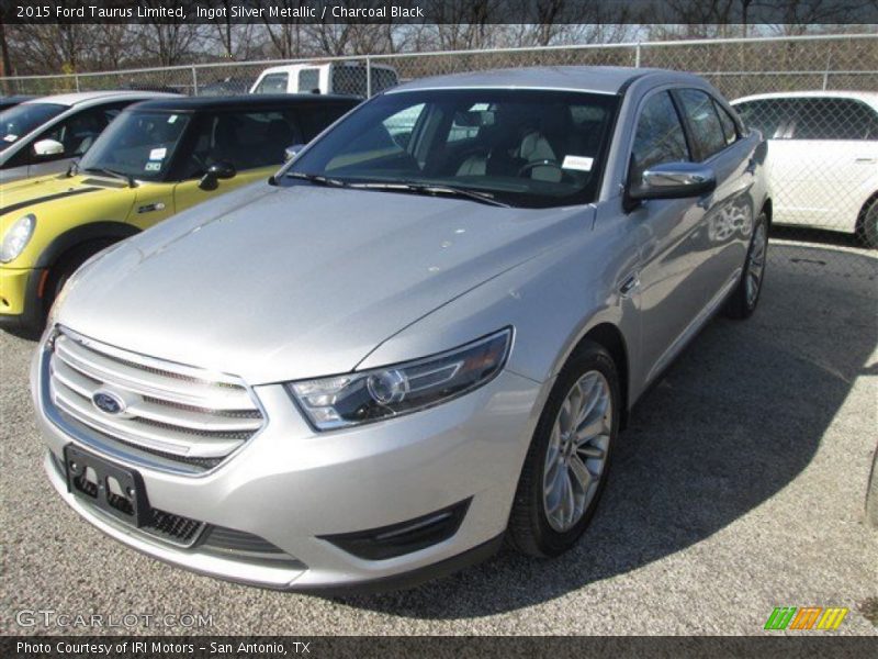 Ingot Silver Metallic / Charcoal Black 2015 Ford Taurus Limited