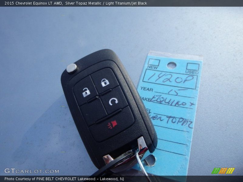 Silver Topaz Metallic / Light Titanium/Jet Black 2015 Chevrolet Equinox LT AWD