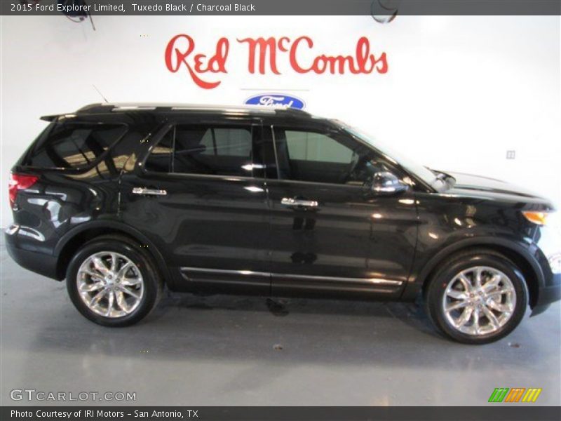 Tuxedo Black / Charcoal Black 2015 Ford Explorer Limited